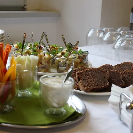 Проживание в семье Obenauf In Unternalb